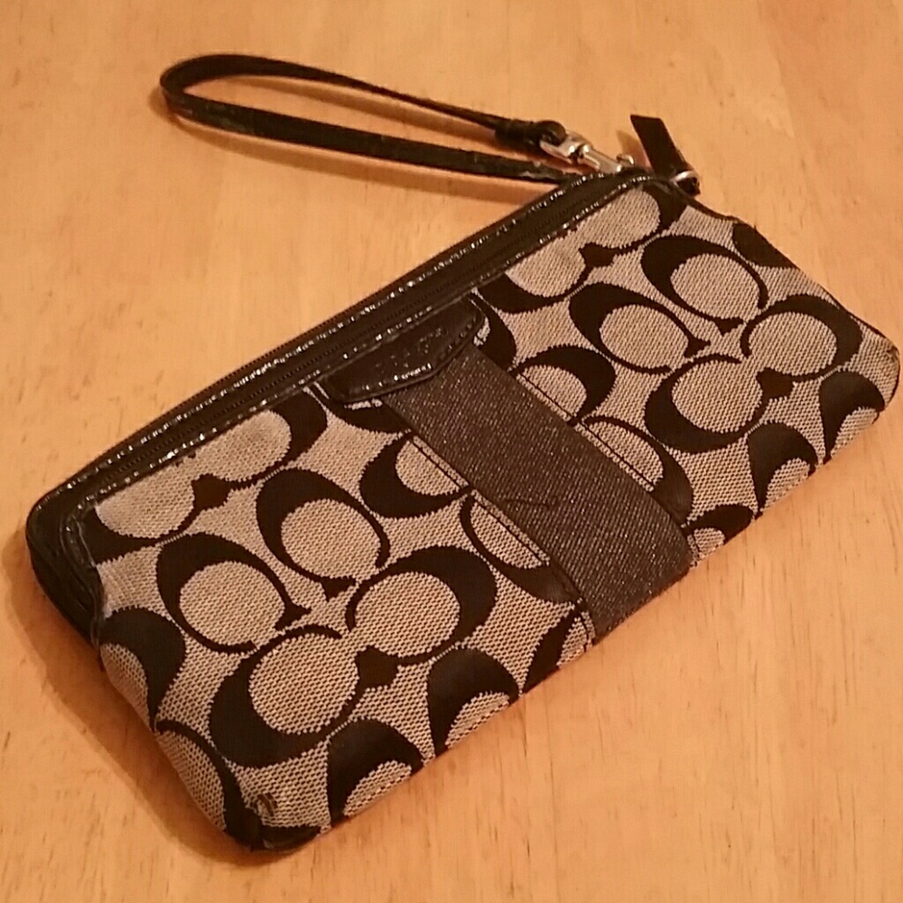 Coach Wallet Black and White